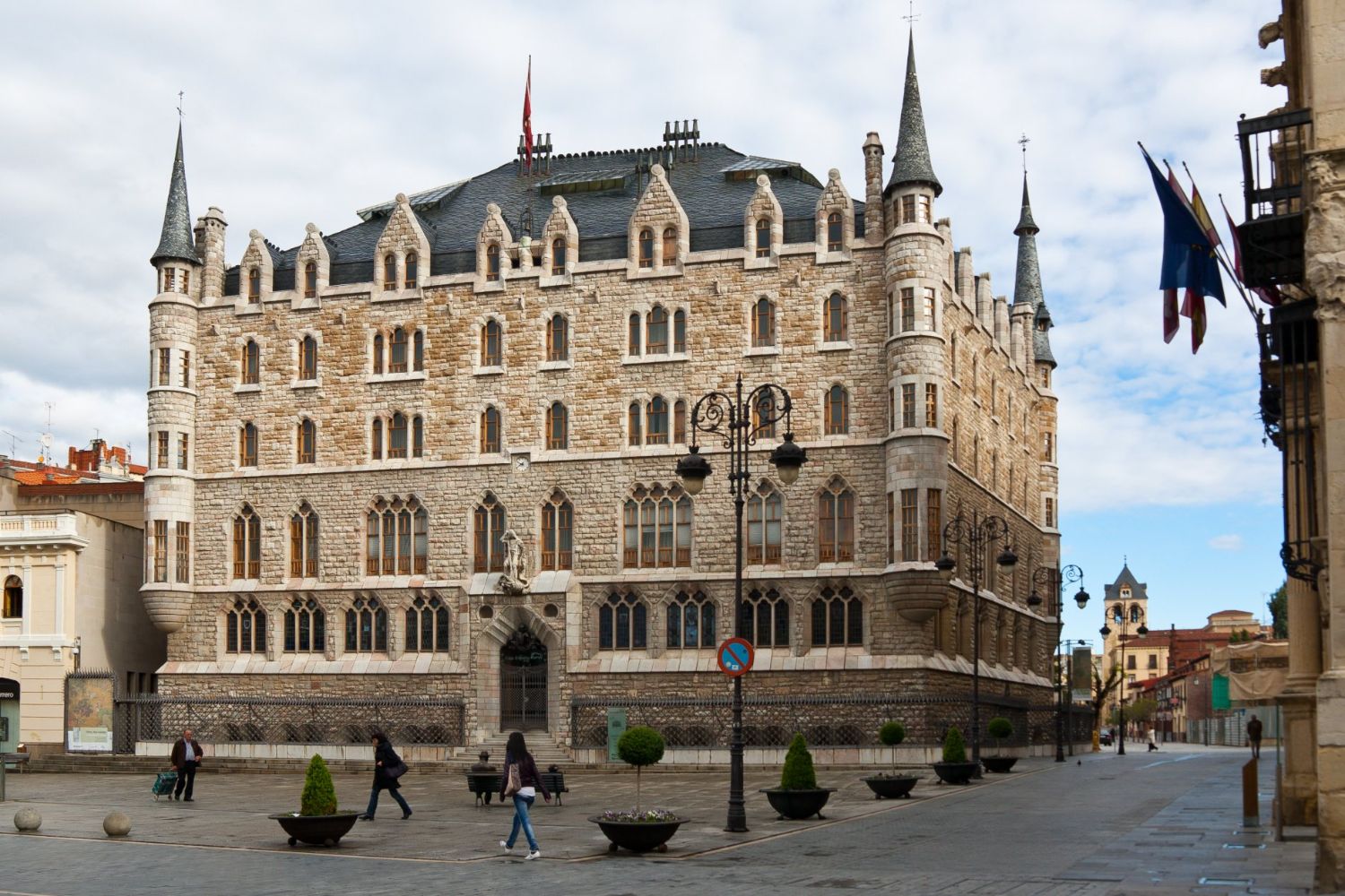 Casa Botines de Gaudí en León